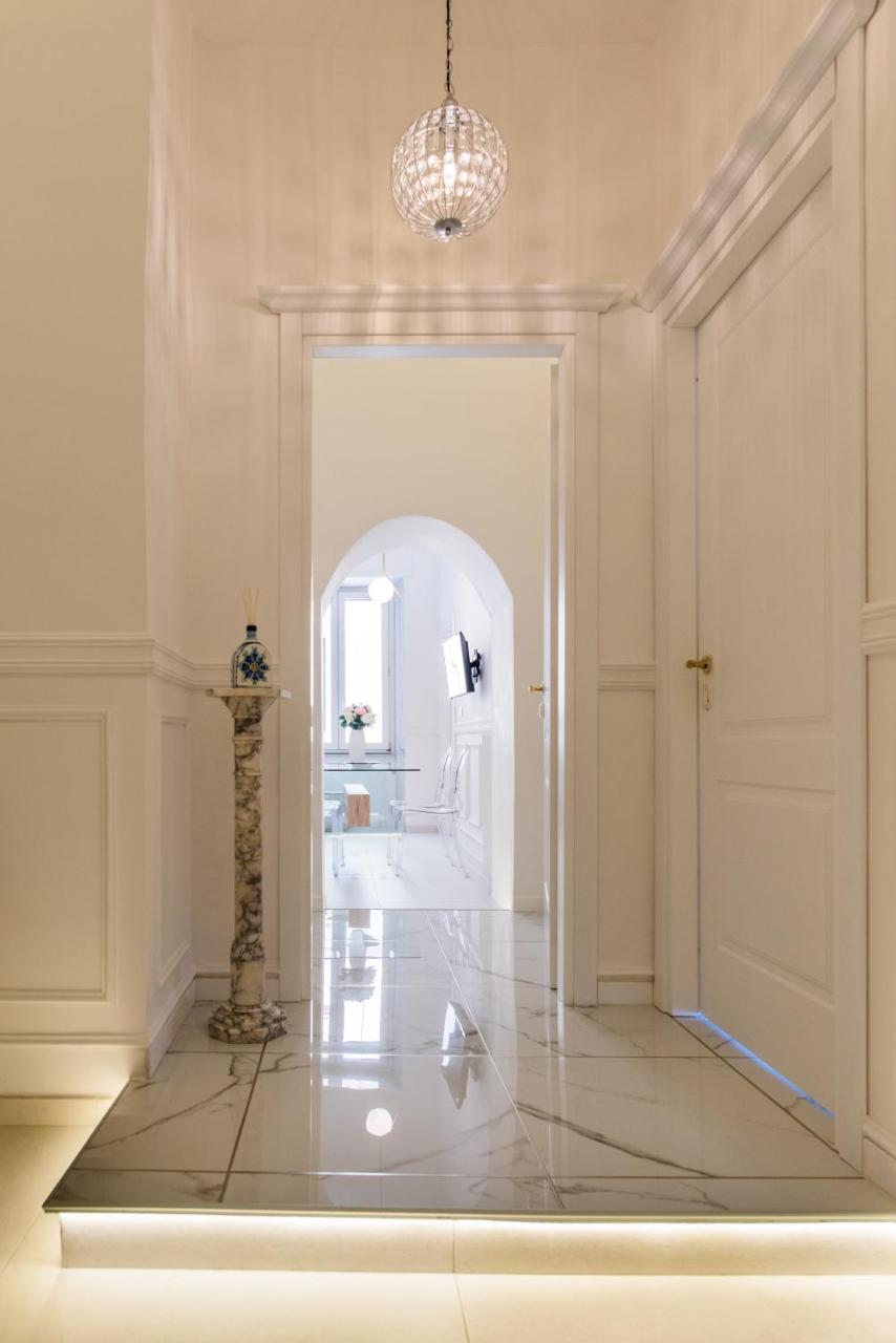 Relais Mareluna - Luxury Apartments Salerno Exteriör bild