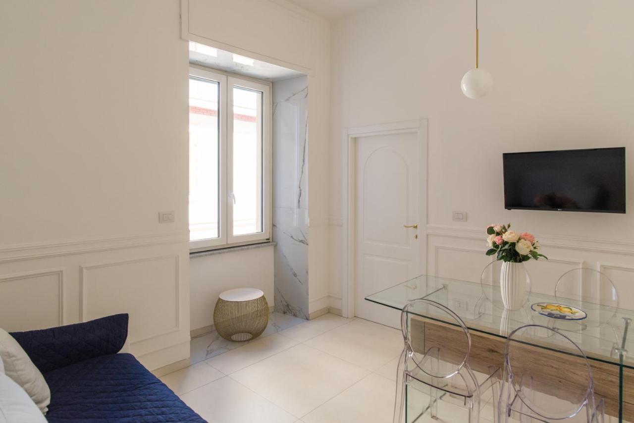Relais Mareluna - Luxury Apartments Salerno Exteriör bild